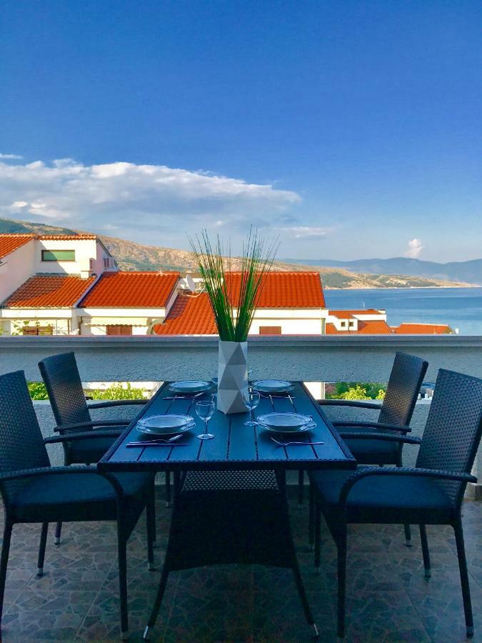 Apartmani Lisac Baška Exterior foto
